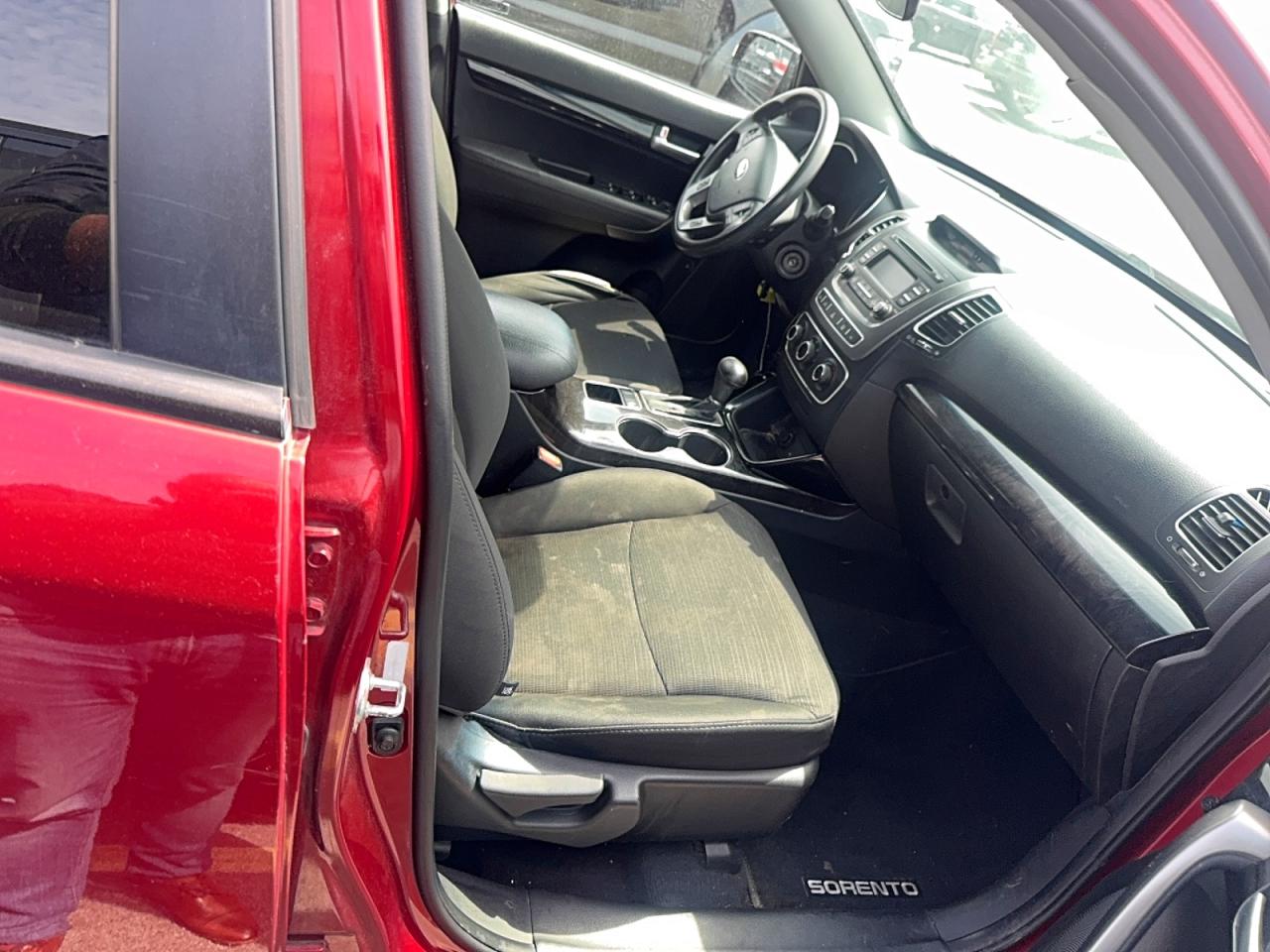 2014 Kia Sorento Lx Red vin: 5XYKT3A68EG514040