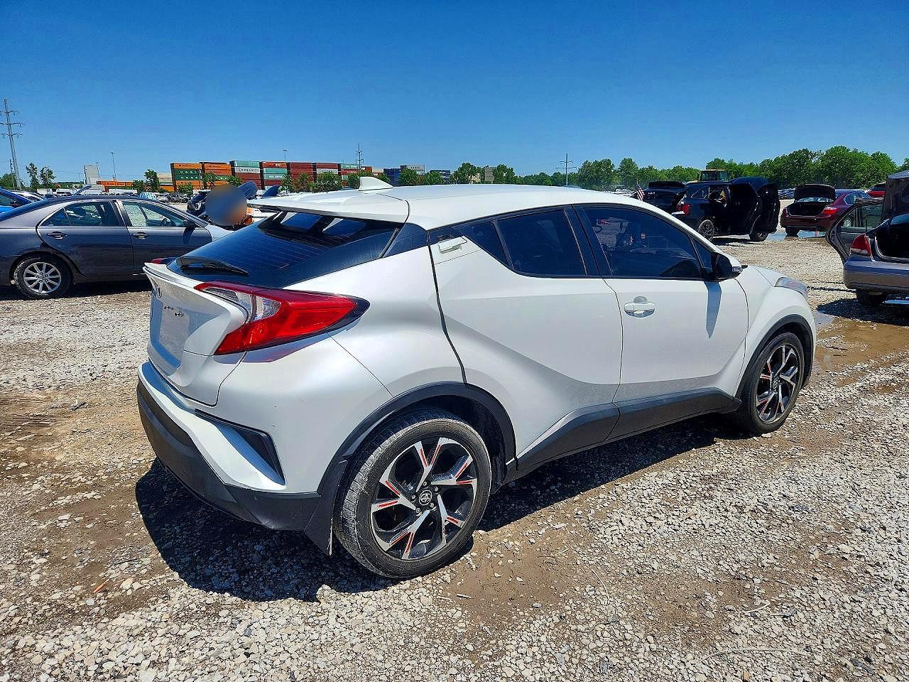 2018 Toyota C-hr Xle White vin: NMTKHMBX6JR027073