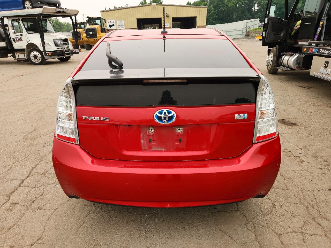 2010 Toyota Prius Iv Red vin: JTDKN3DU4A0050572