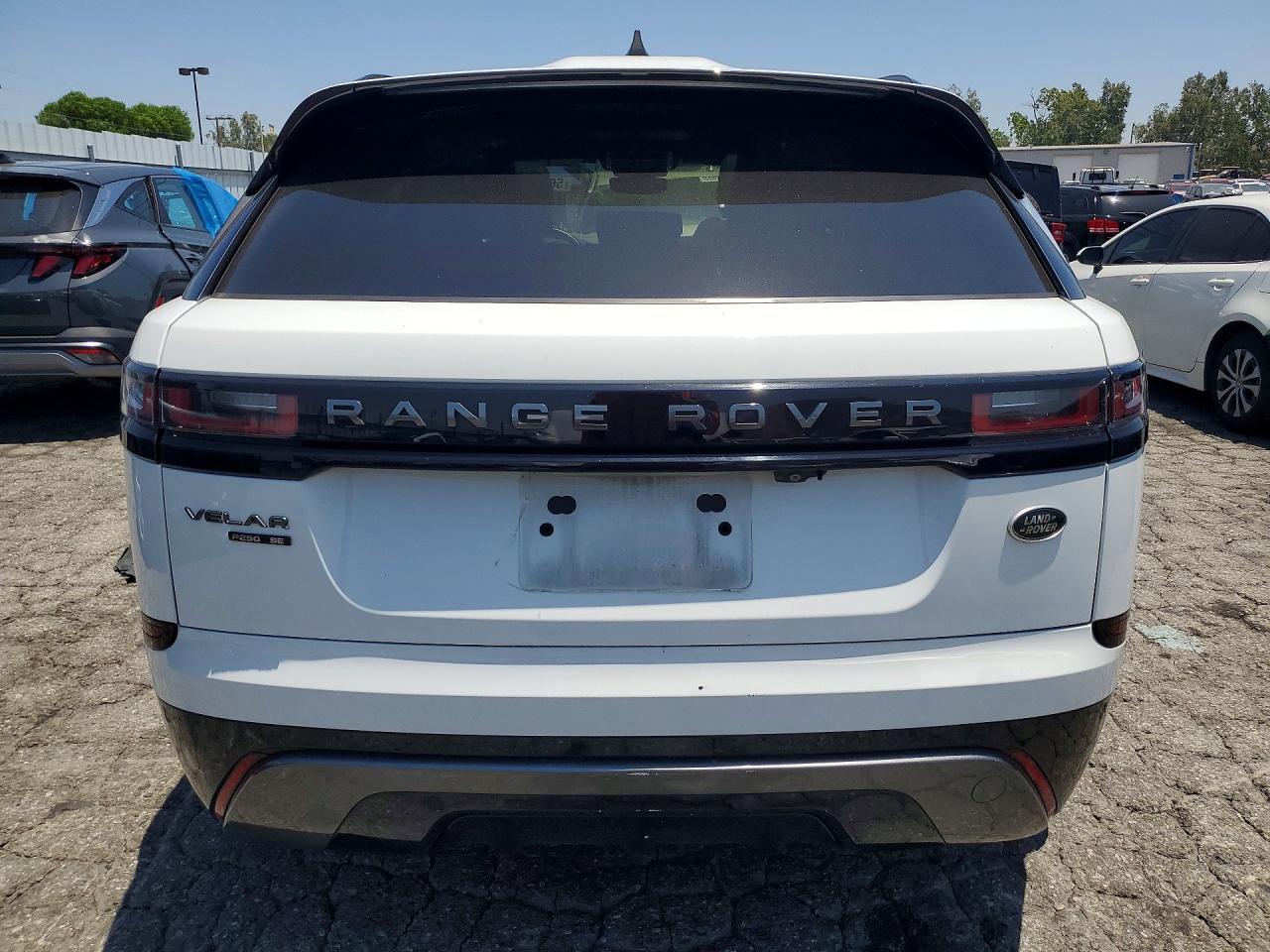 2019 Land Rover Range Rover Velar R-dynamic Se White vin: SALYL2EX6KA793662