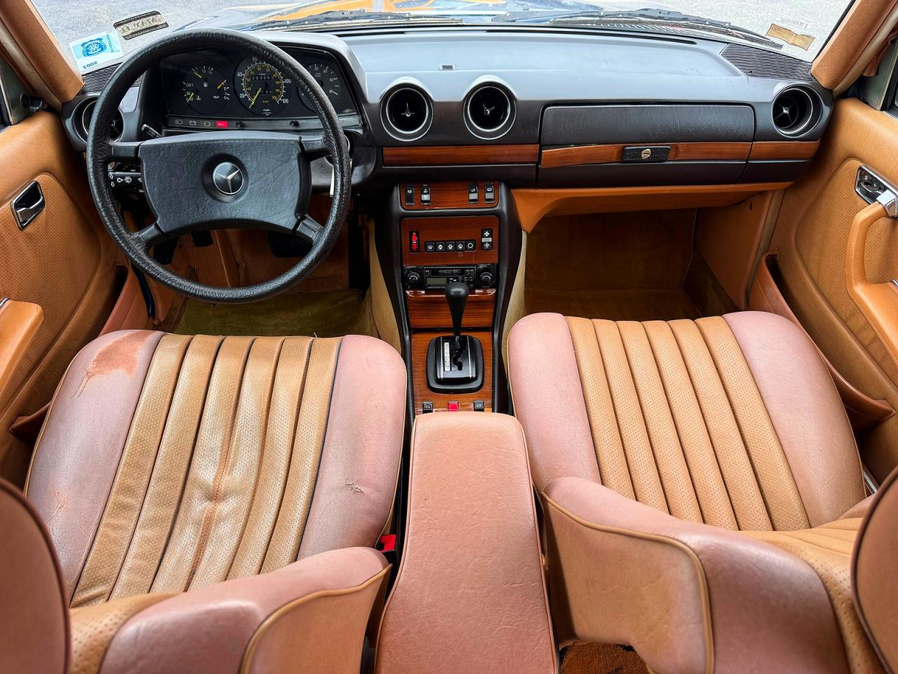 1984 Mercedes-benz 300 Dt Blue vin: WDBAB33A9EA038539