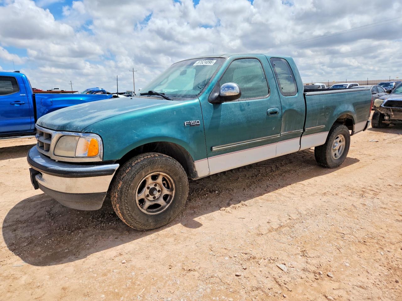 1997 Ford F150 Зеленый vin: 1FTDX1721VNB66435
