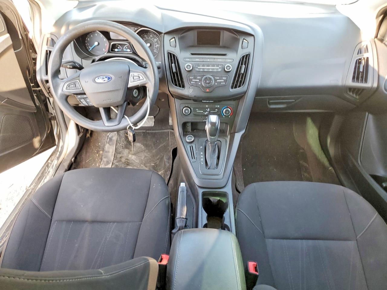 2015 Ford Focus Se Gray vin: 1FADP3F24FL348016