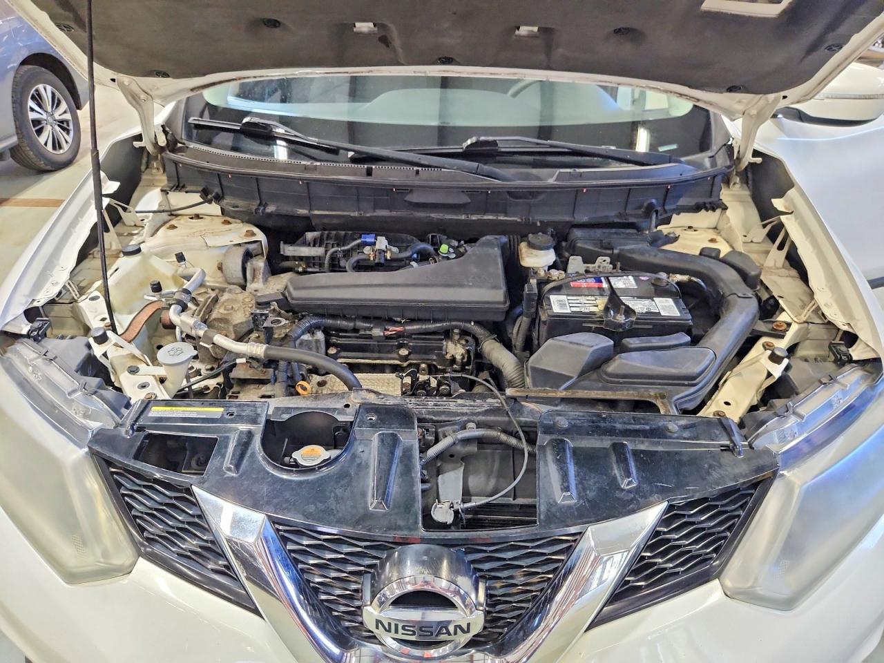 2014 Nissan Rogue Sv Белый vin: 5N1AT2MV4EC751729