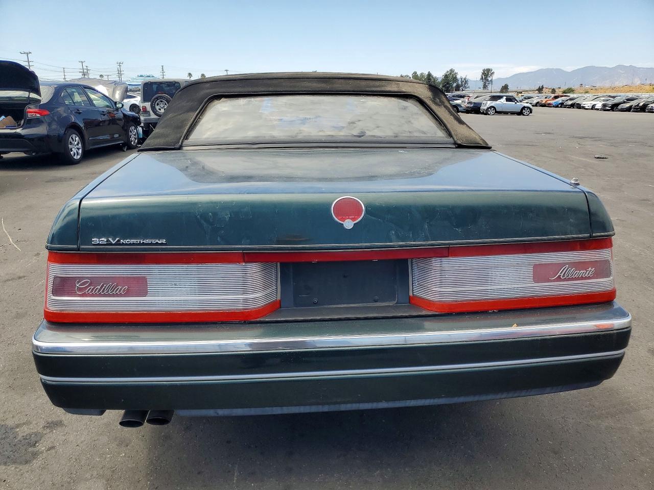 1993 Cadillac Allante Green vin: 1G6VS3398PU129105
