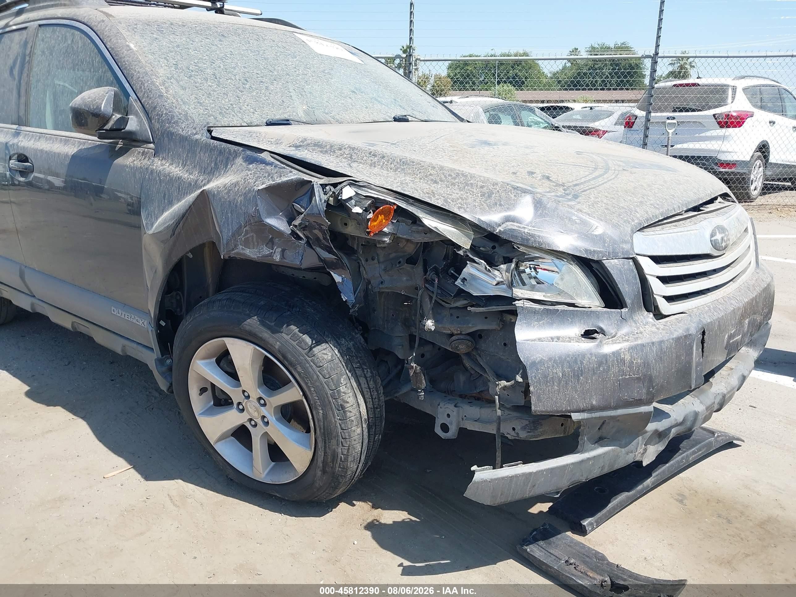 2011 Subaru Outback   Gray vin: 454BRBCC3B3324931
