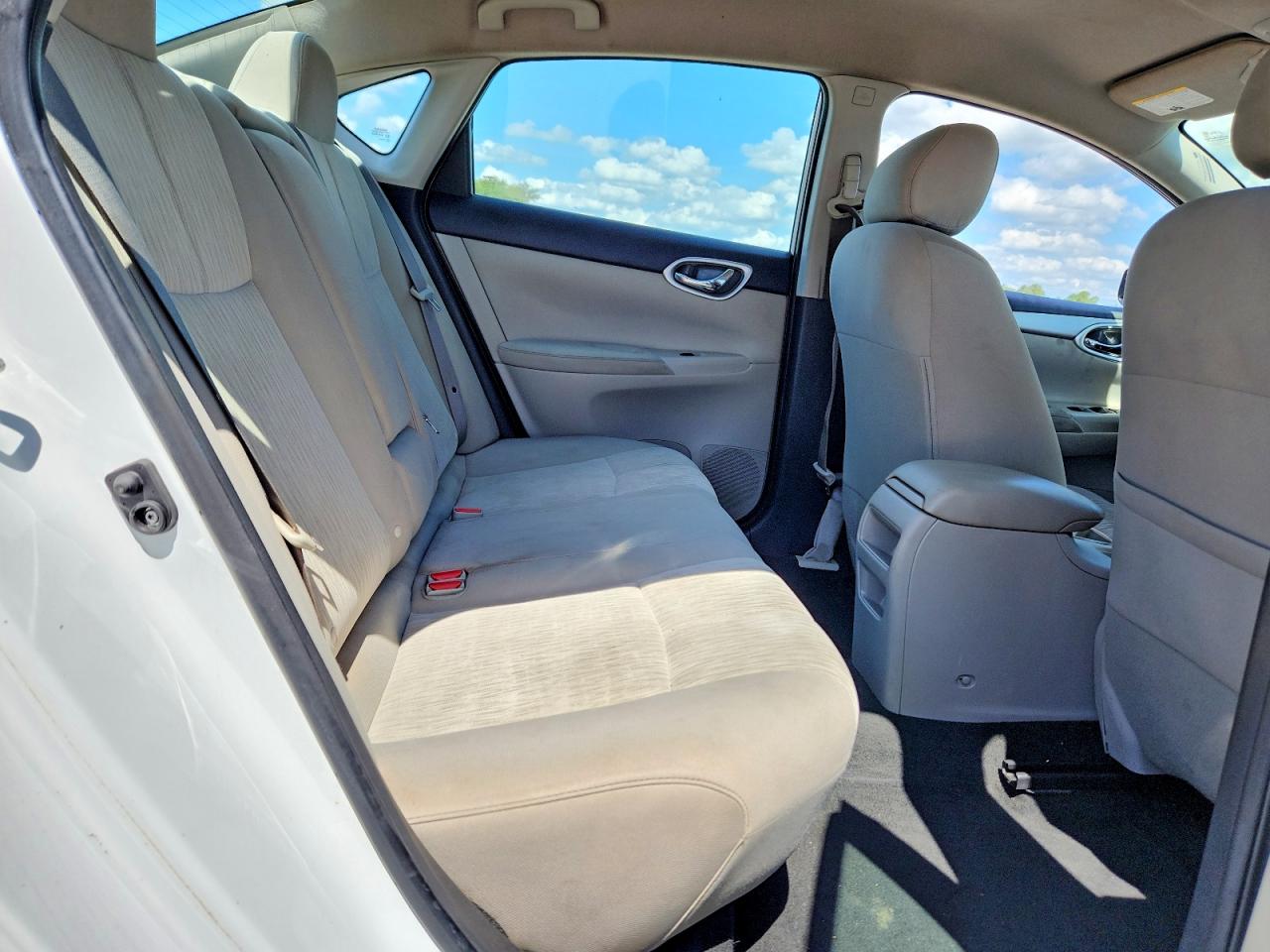 2015 Nissan Sentra Sv White vin: 3N1AB7AP9FY220452