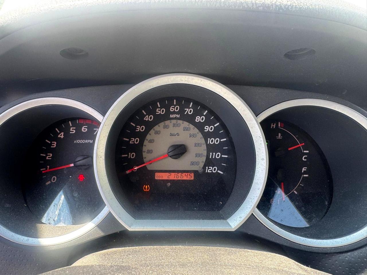 2010 Toyota Tacoma Base White vin: 5TETX4CN7AZ745627