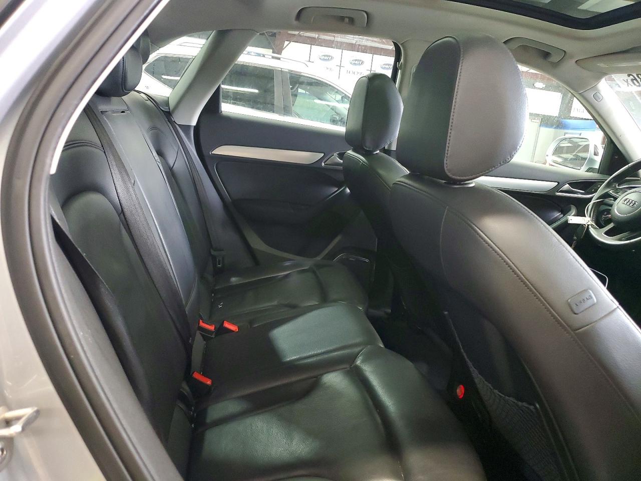 2015 Audi Q3 Prestige Silver vin: WA1GFCFSXFR010766