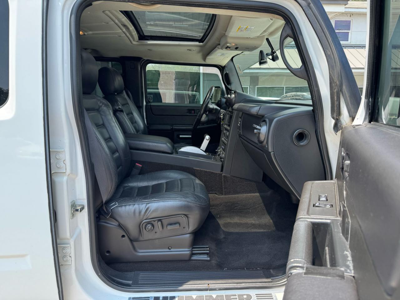 2006 Hummer H2 Белый vin: 5GRGN23U06H106175