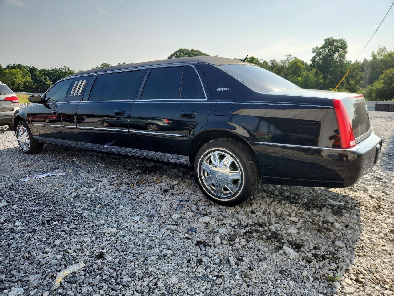 2007 Cadillac Professional Chassis Черный vin: 1GEEH96Y87U550511
