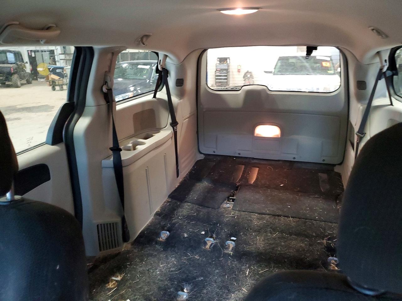 2015 Dodge Grand Caravan Se Silver vin: 2C4RDGBG8FR683028