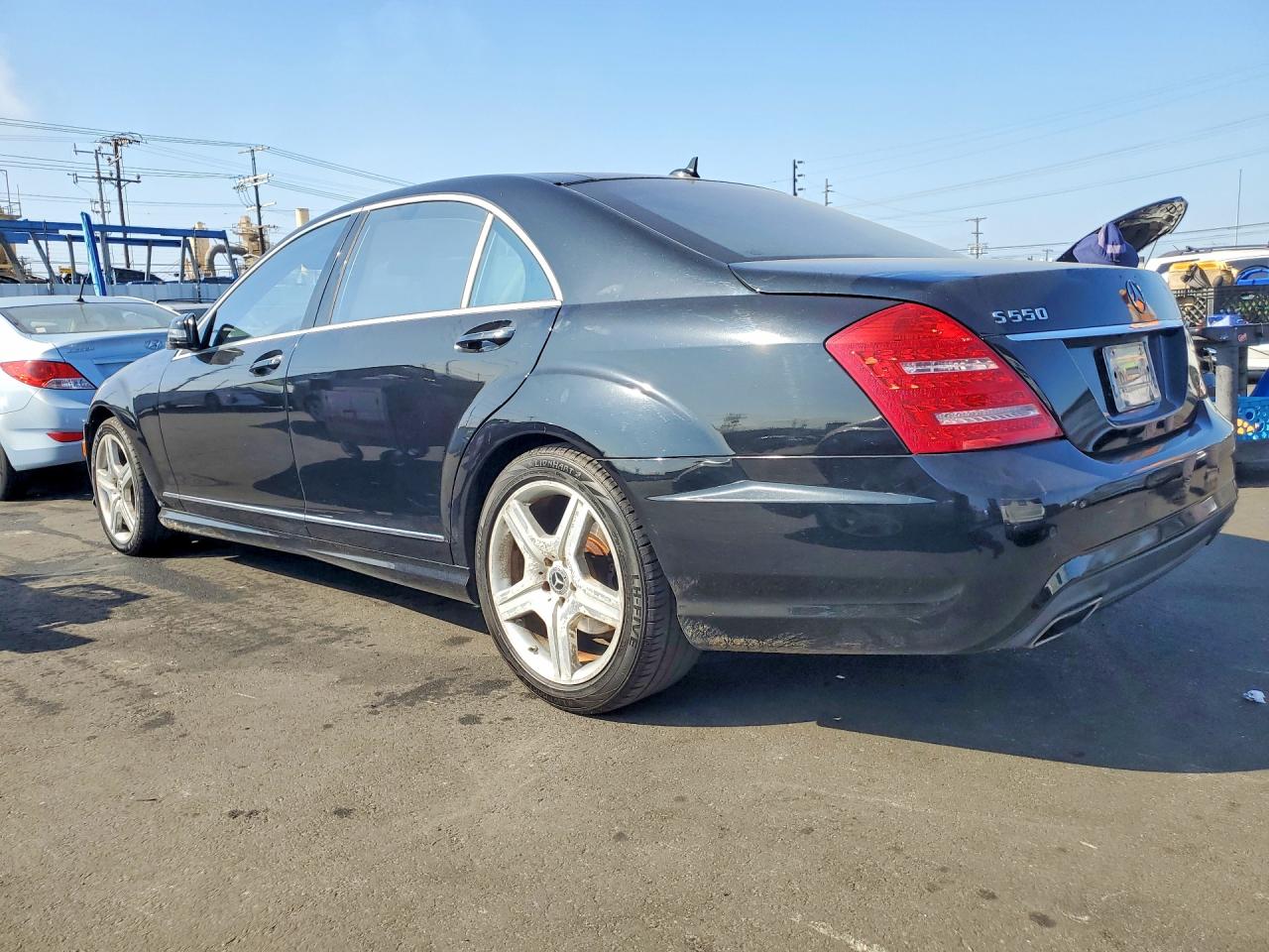 2013 Mercedes-benz S 550 Black vin: WDDNG7DB9DA537588