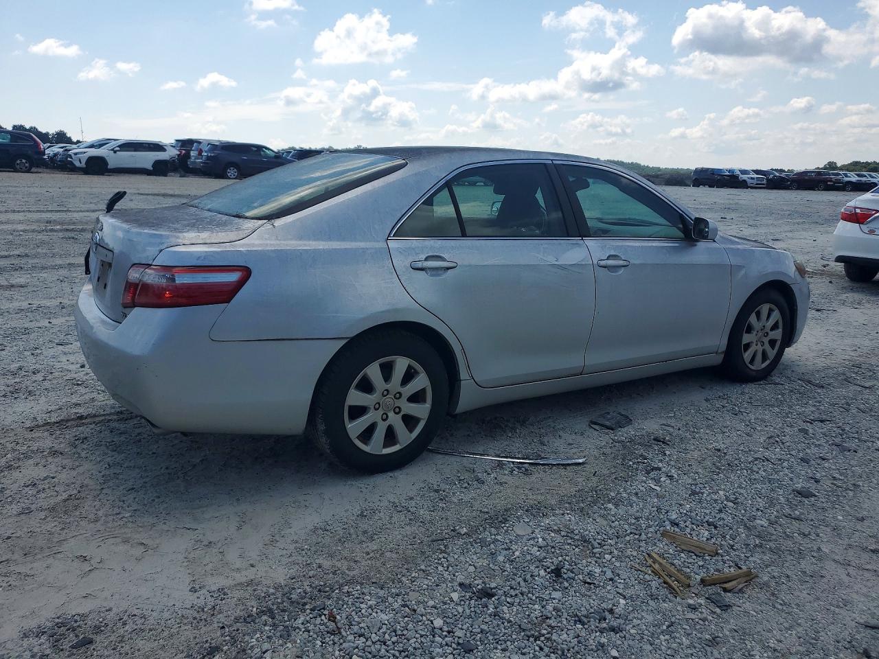 2007 Toyota Camry Xle Silver vin: JTNBE46K773083568