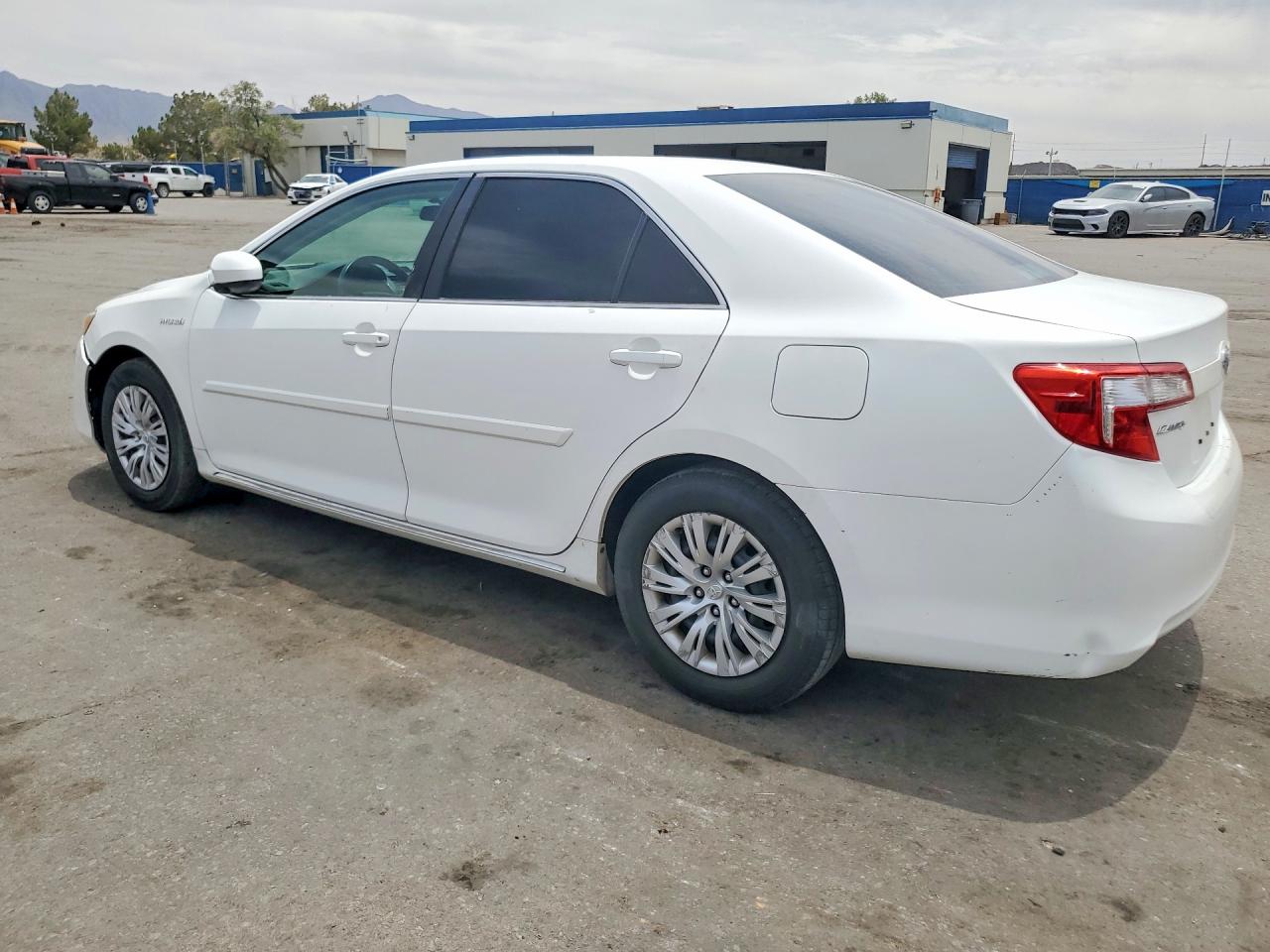 2014 Toyota Camry Hybrid Le White vin: 4T1BD1FK4EU108483
