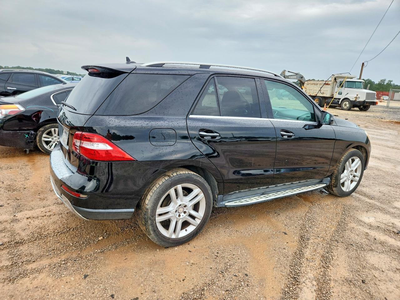 2015 Mercedes-benz Ml 350 Black vin: 4JGDA5JB6FA467806