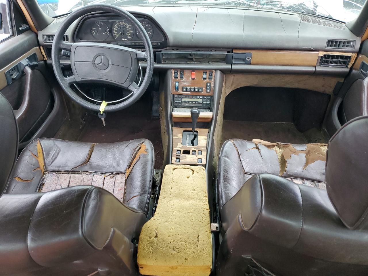 1986 Mercedes-benz 300 Sdl Beige vin: WDBCB25D6GA243829