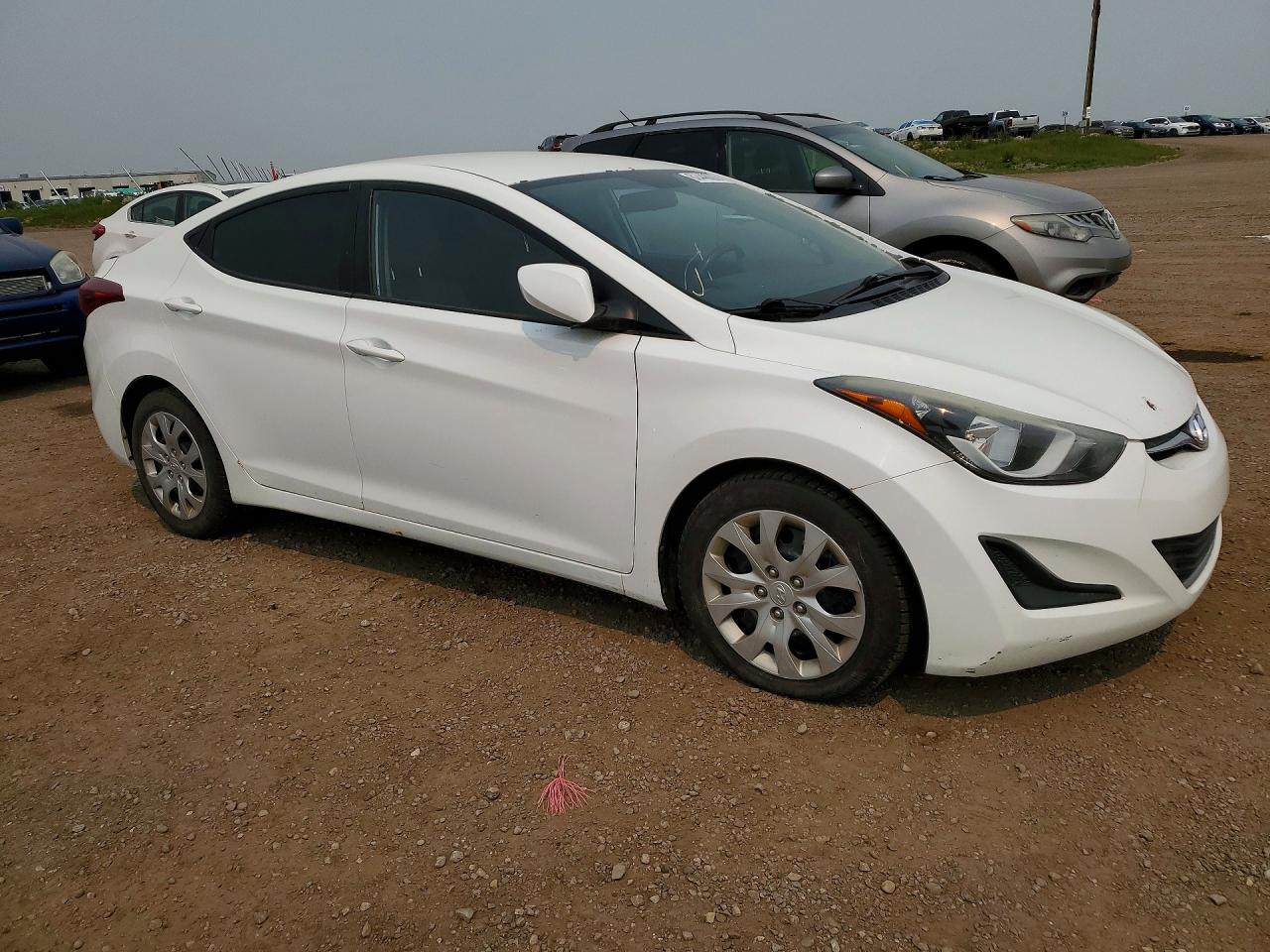 2014 Hyundai Elantra Se White vin: 5NPDH4AE7EH518970