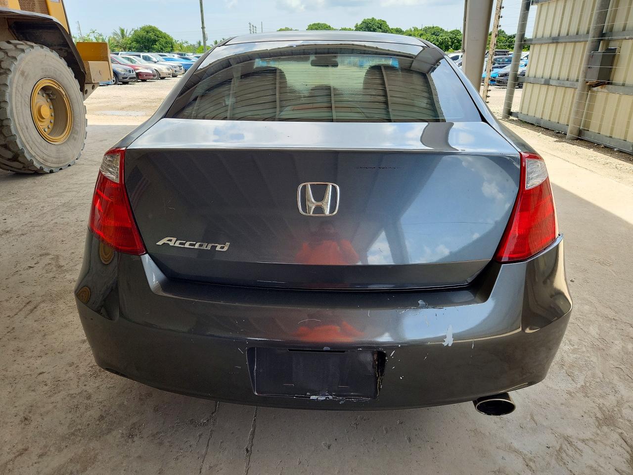 2010 Honda Accord Lx Gray vin: 1HGCS1B36AA003289