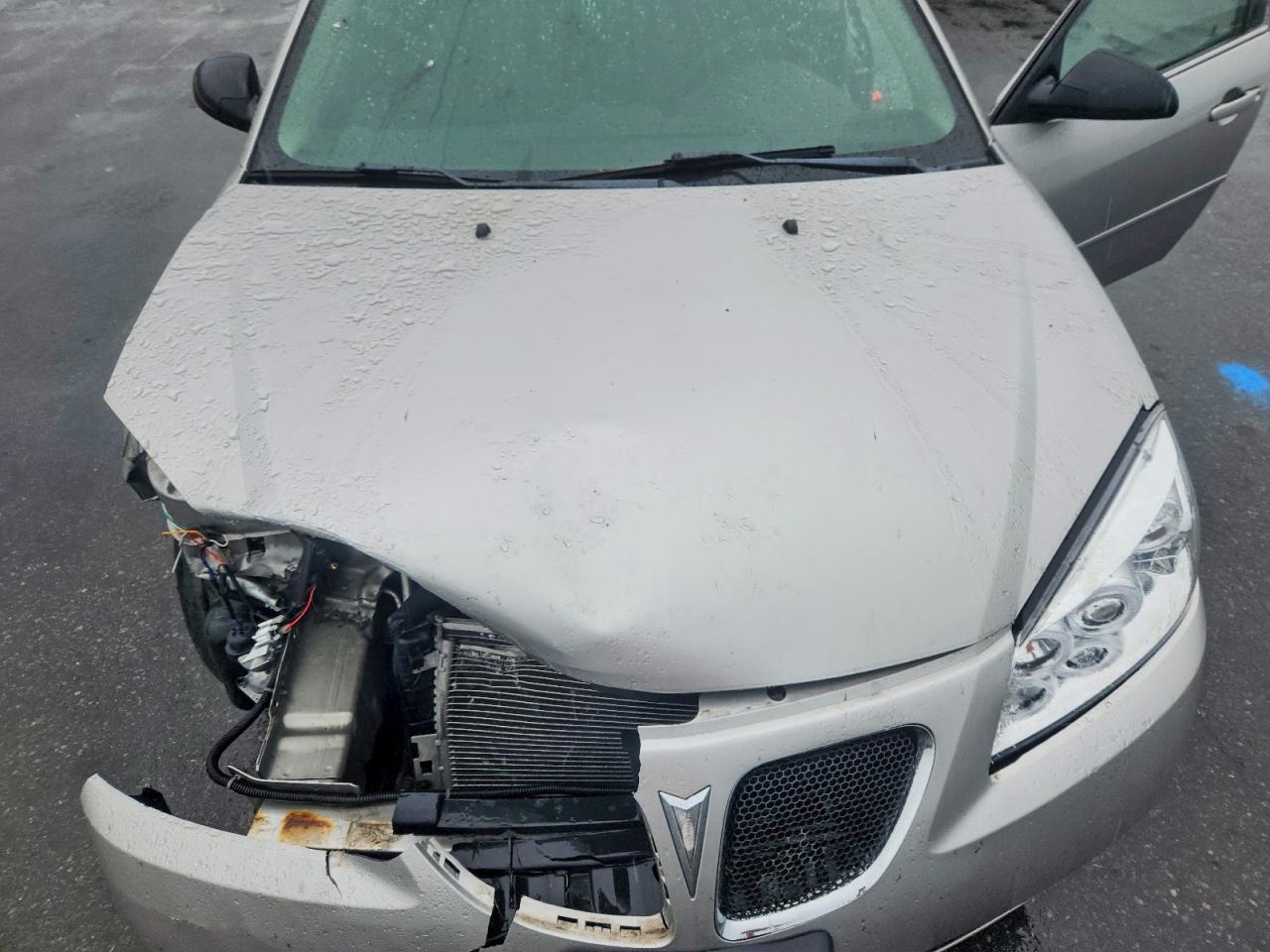 2007 Pontiac G6 Base Silver vin: 1G2ZG58B074225130