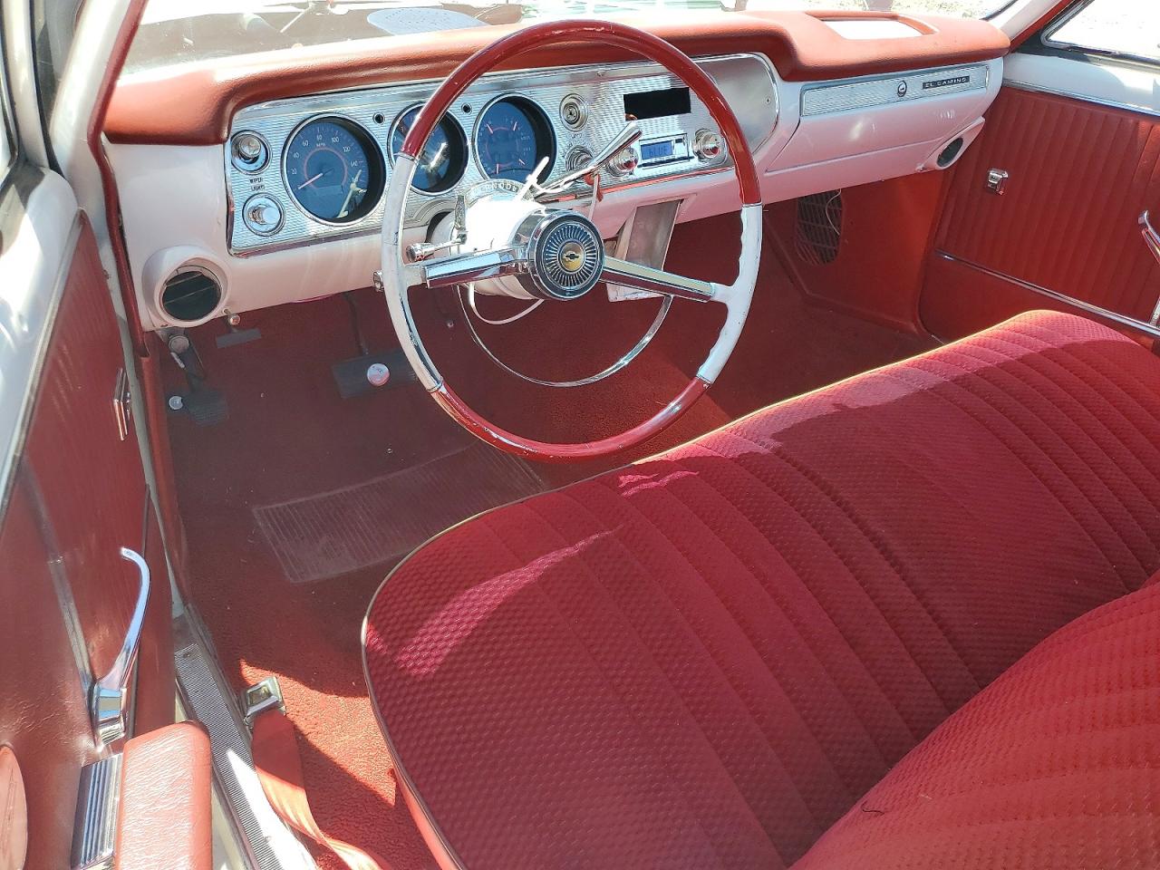 1964 Chevrolet Uk White vin: 45680L137914