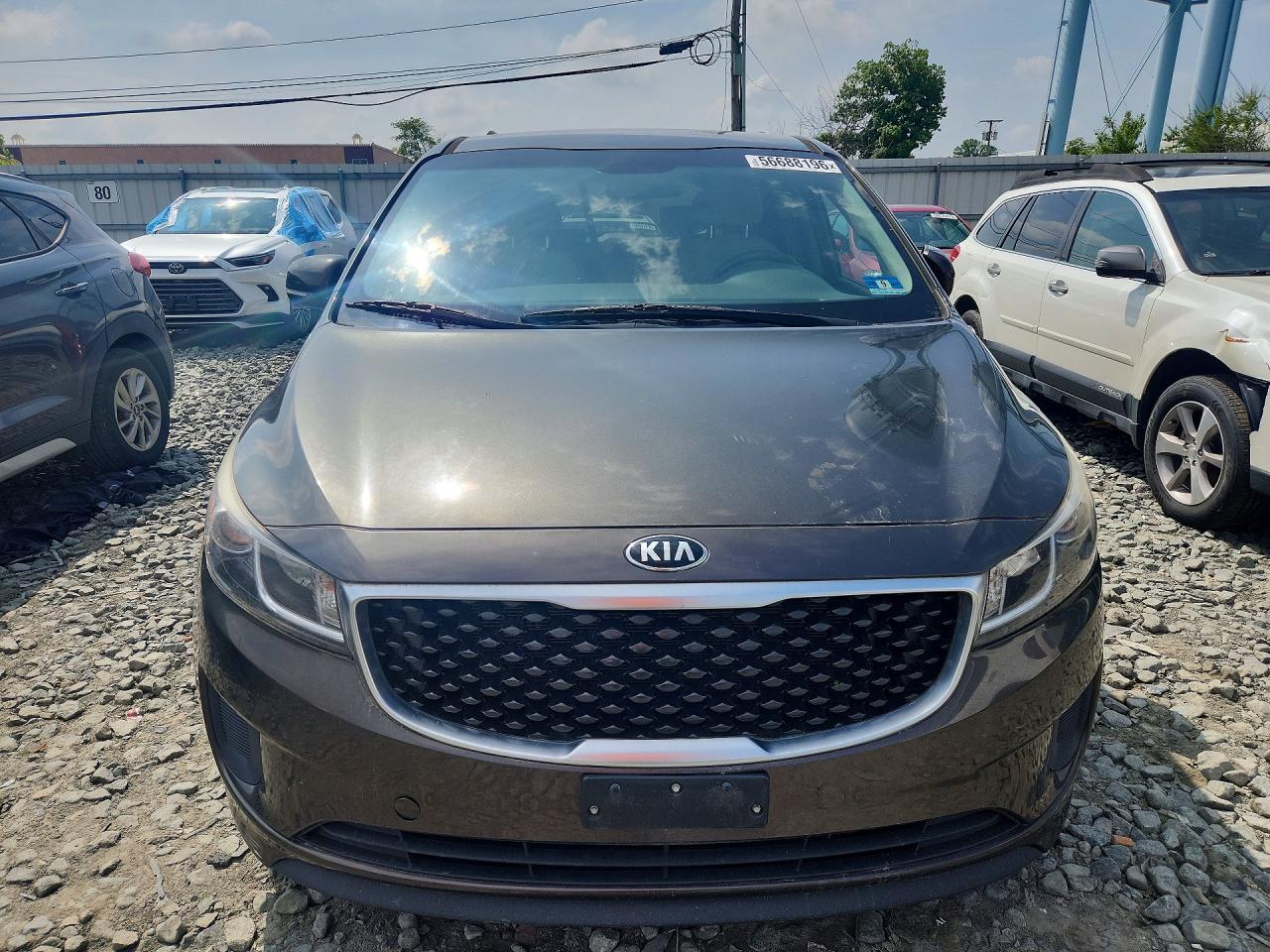 2016 Kia Sedona Lx Gray vin: KNDMB5C10G6129117