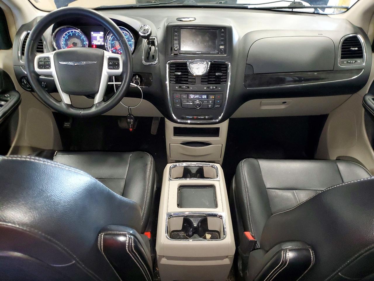 2015 Chrysler Town & Country Touring Blue vin: 2C4RC1BG8FR645153