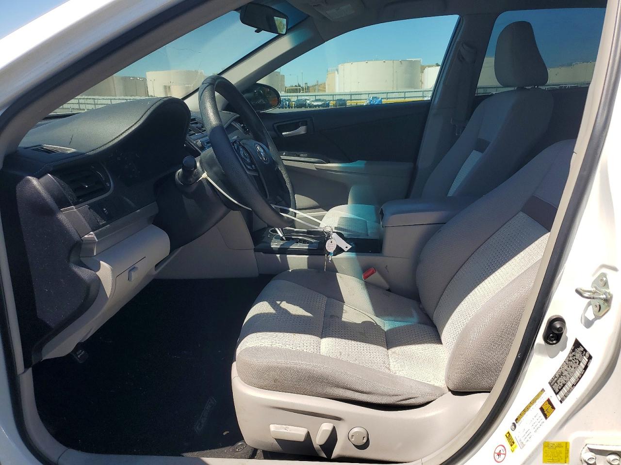2014 Toyota Camry Le Белый vin: 4T4BF1FK0ER409378