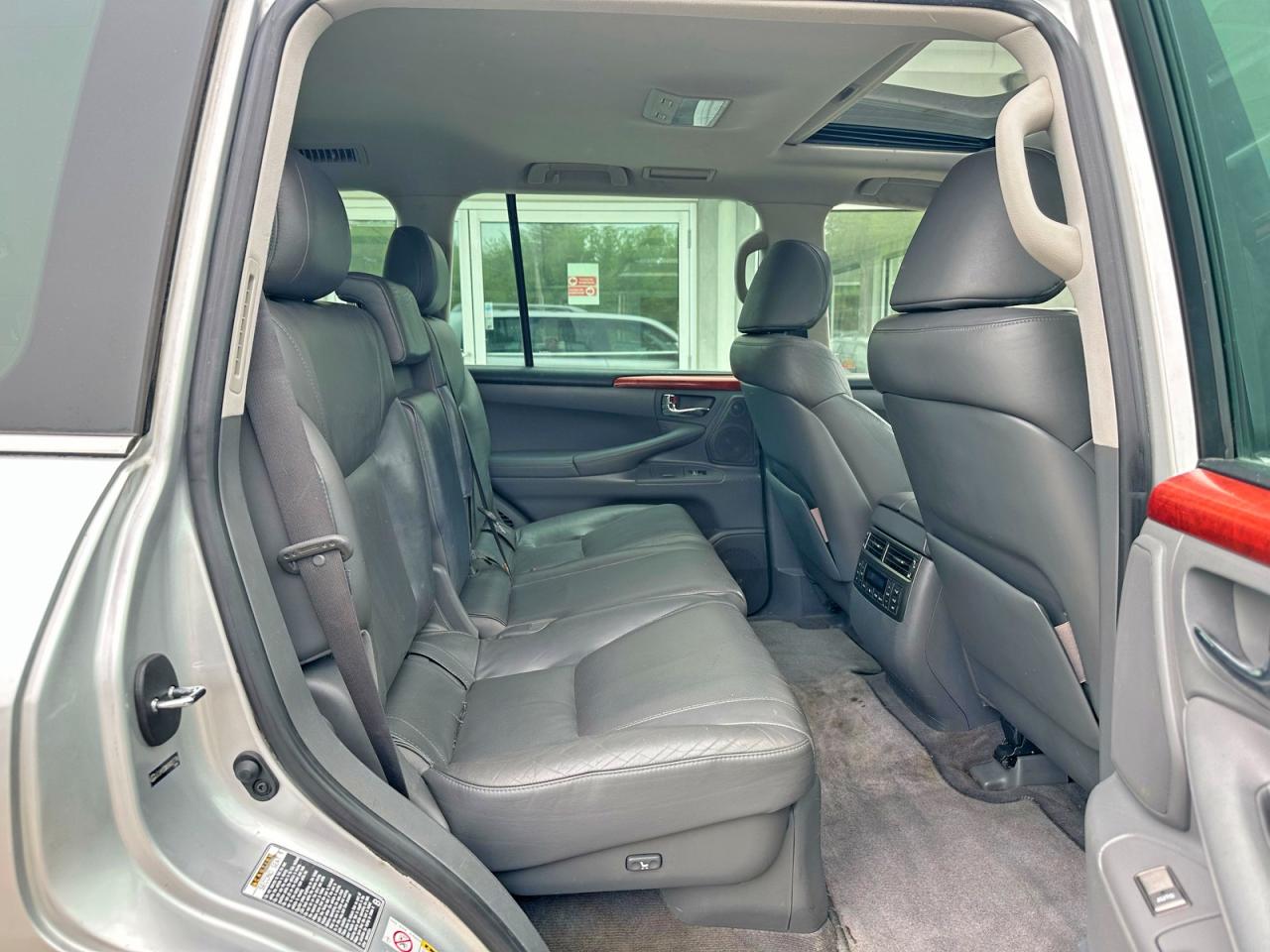 2008 Lexus Lx 570 Silver vin: JTJHY00WX84007796