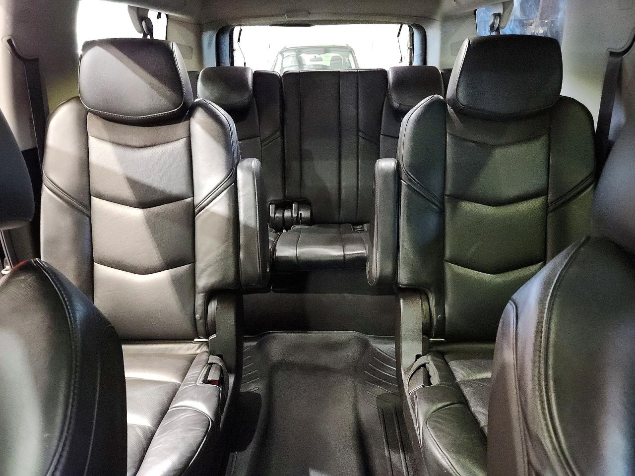 2015 Cadillac Escalade Esv Luxury Black vin: 1GYS4SKJ9FR726128