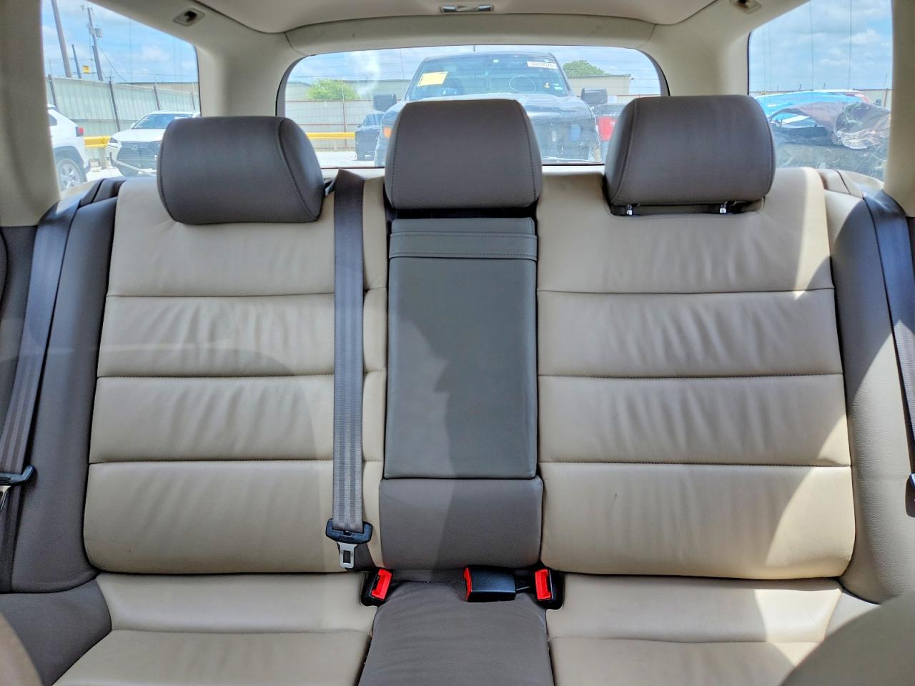 2002 Audi Allroad Серый vin: WA1YD64B92N102306