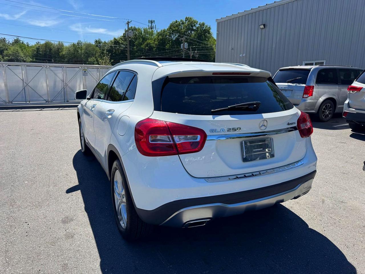 2018 Mercedes-benz Gla 250 4matic White vin: WDCTG4GB7JU000217