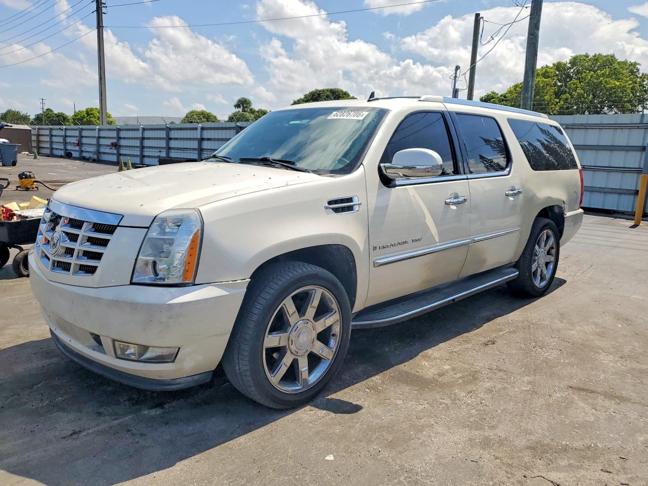 2008 Cadillac Escalade Esv White vin: 1GYFK66878R271742