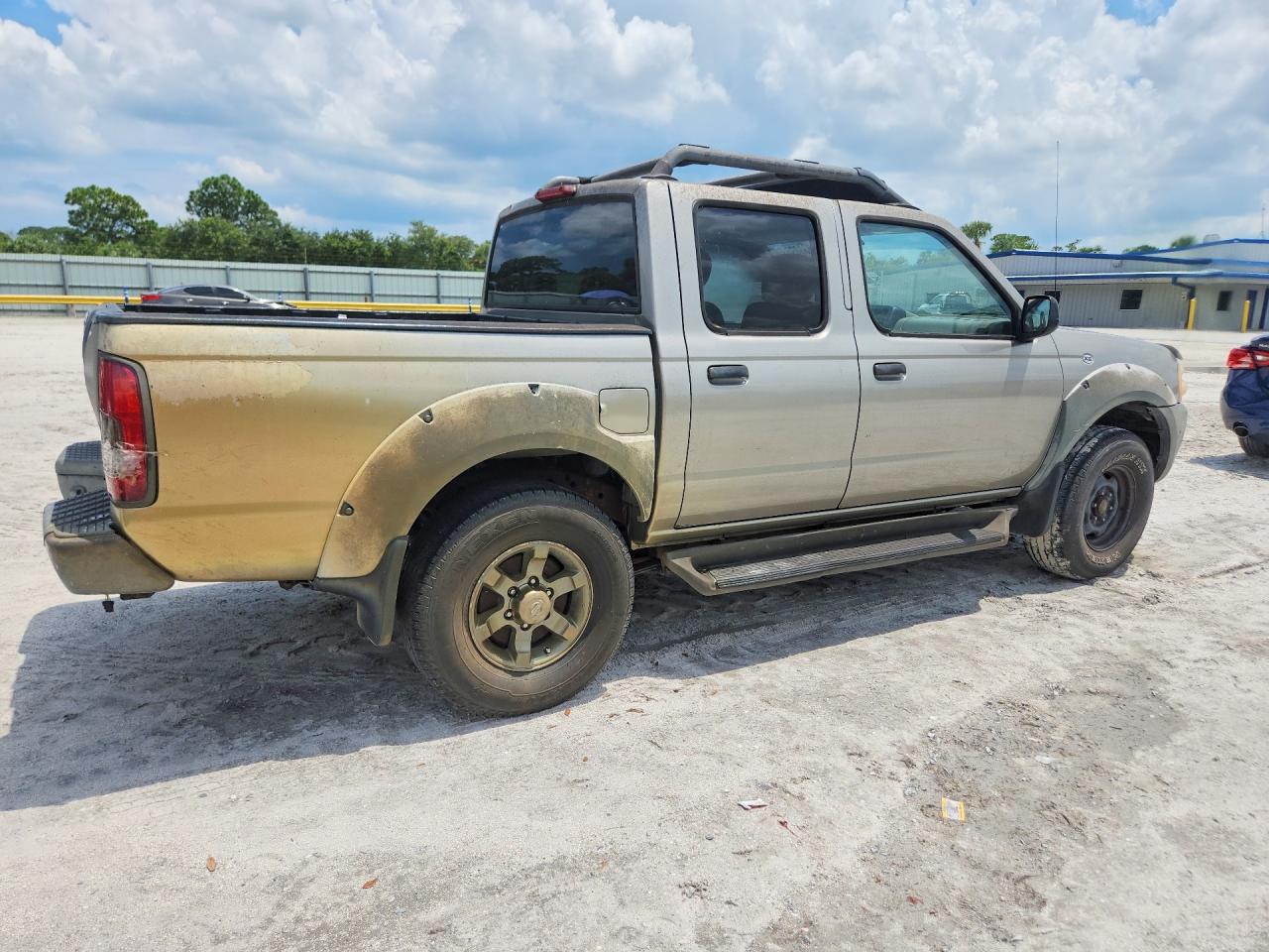 2001 Nissan Frontier Xe Серый vin: 1N6ED27TX1C354630