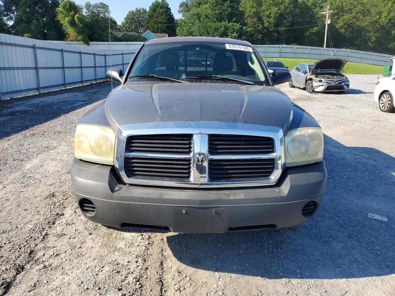 2005 Dodge Dakota St Gray vin: 1D7HW22K65S230655
