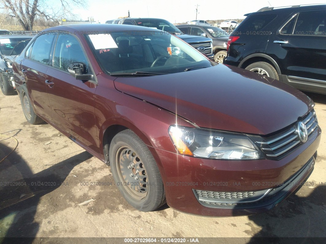 2014 Volkswagen Passat S vin: 1VWAT7A34EC028500