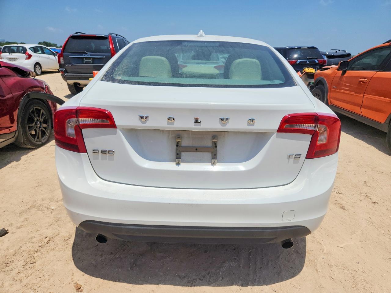 2012 Volvo S60 T5 White vin: YV1622FS7C2053323