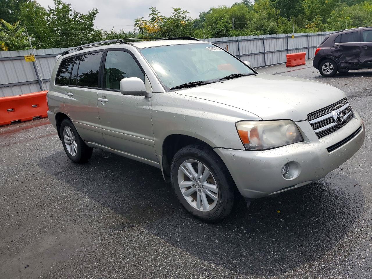 2006 Toyota Highlander Hybrid Silver vin: JTEDW21AX60001907