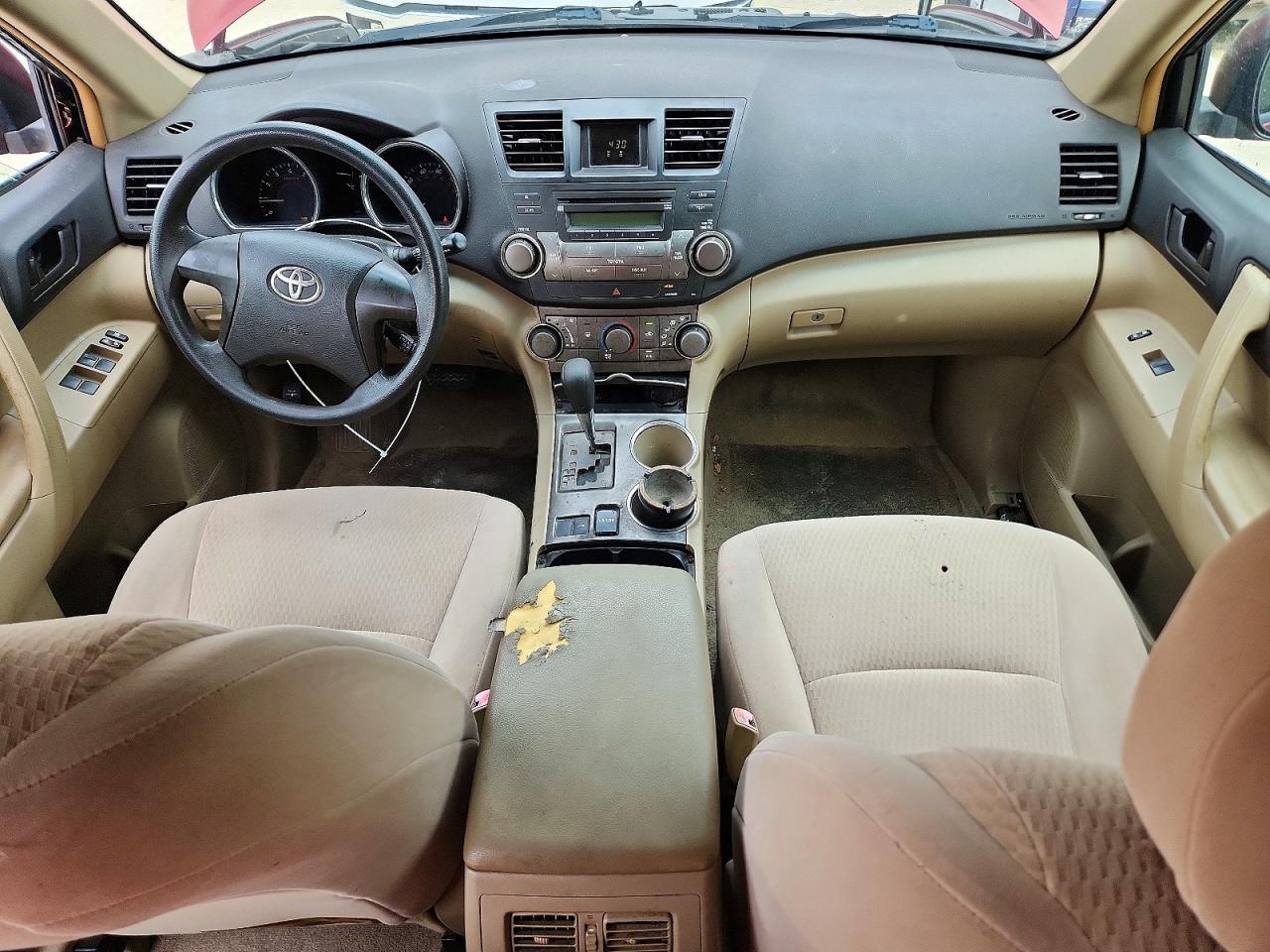 2008 Toyota Highlander Base Burgundy vin: JTEDS41A082009657