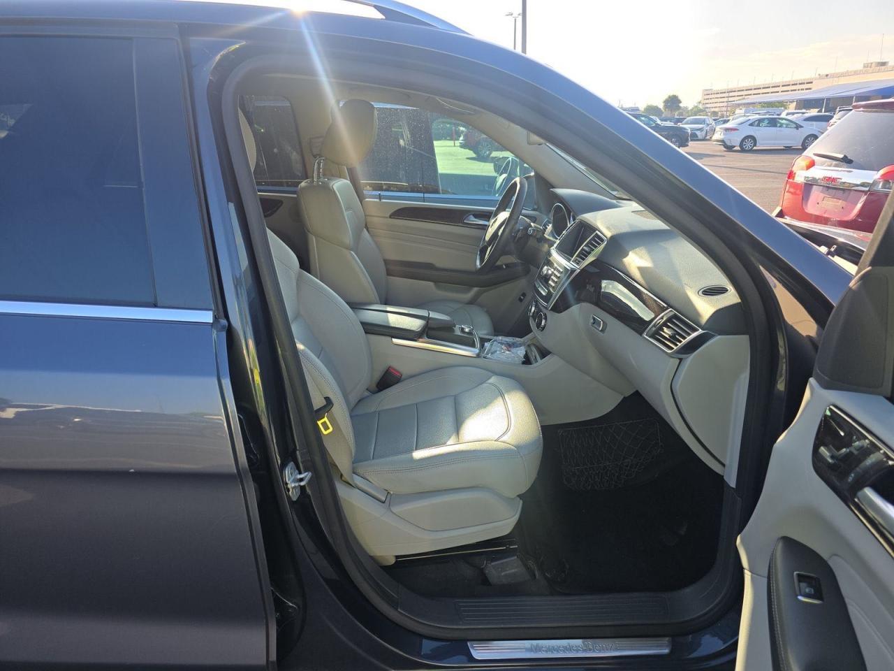 2013 Mercedes-benz Ml 350 4matic   Gray vin: 4JGDA5HB5DA202667