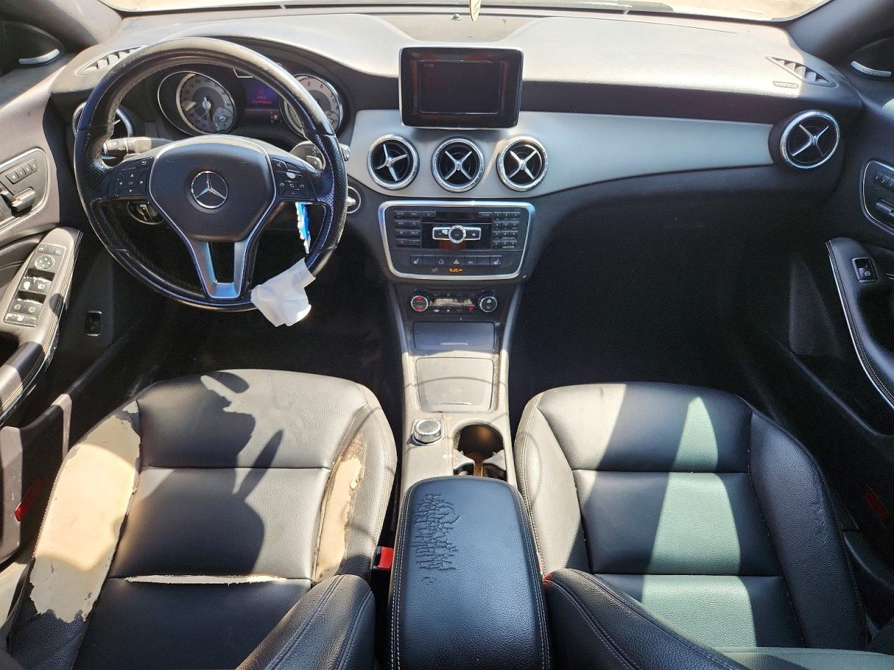 2014 Mercedes-benz Cla 250 Silver vin: WDDSJ4EB0EN040943