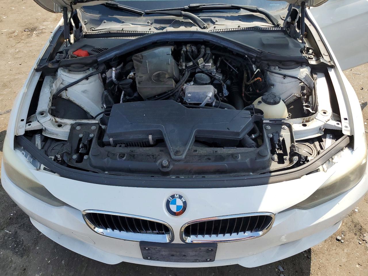 2013 Bmw 328 I White vin: WBA3A5C56DF602240
