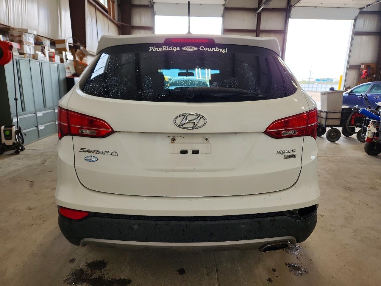 2015 Hyundai Santa Fe Sport White vin: 5XYZUDLB1FG273919