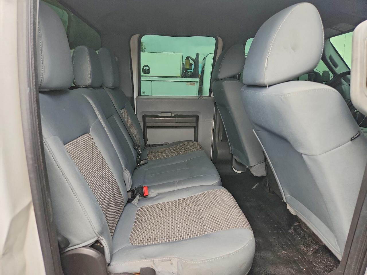 2012 Ford F350 Super Duty White vin: 1FT8W3AT0CEB54713