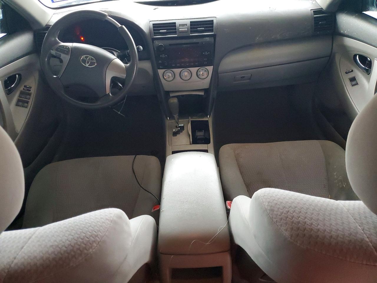 2010 Toyota Camry Le Серебряный vin: 4T1BF3EK7AU528479
