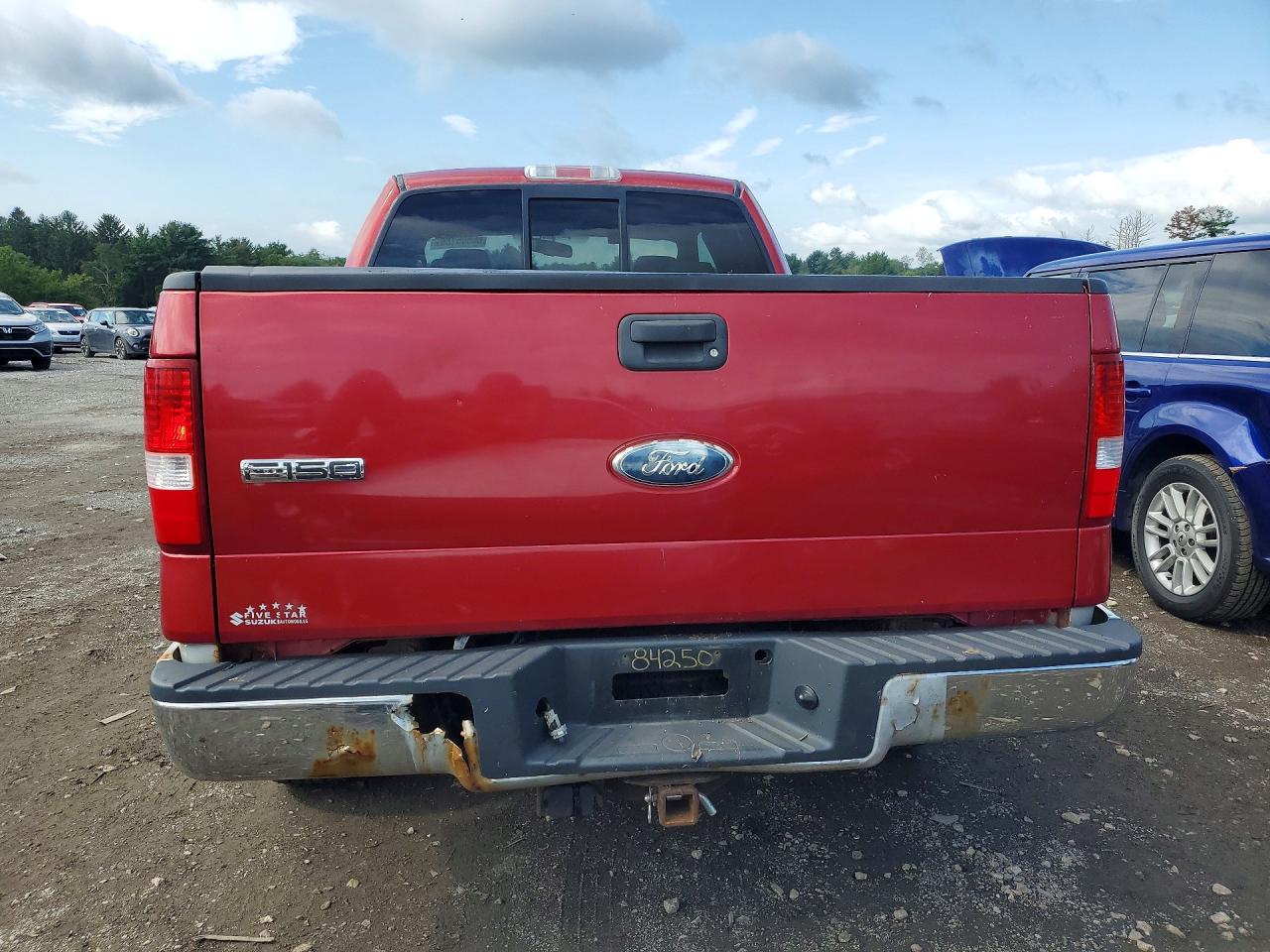 2008 Ford F150 Red vin: 1FTPX14518FC19757