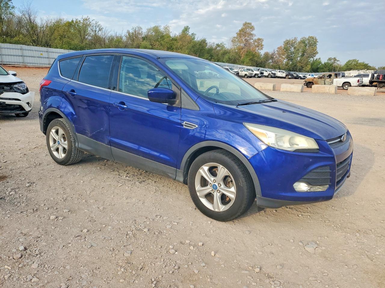 2013 Ford Escape Se Blue vin: 1FMCU0GX9DUC85280