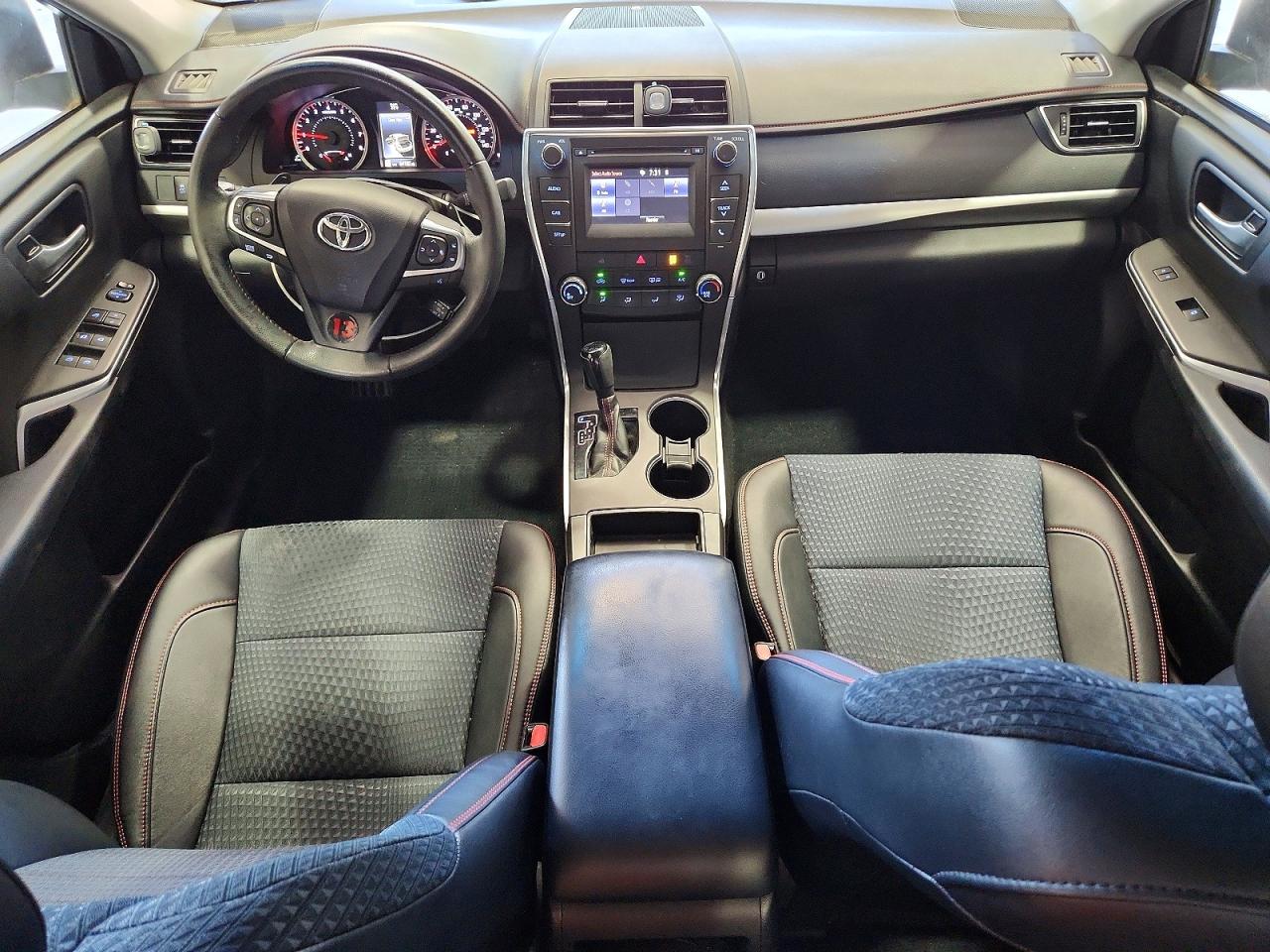2015 Toyota Camry Se White vin: 4T1BF1FK7FU055595