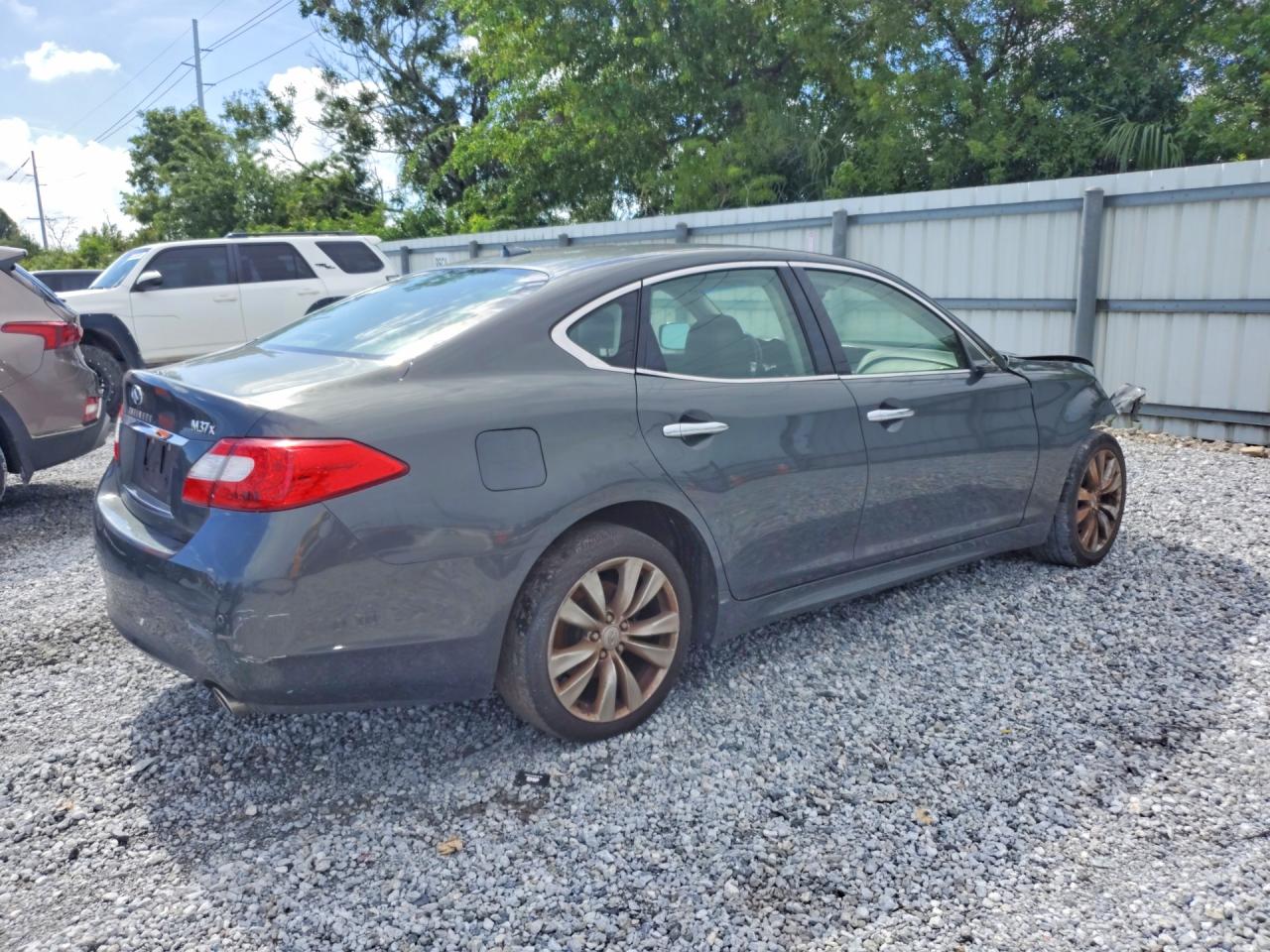 2013 Infiniti M37 X Gray vin: JN1BY1AR2DM602209