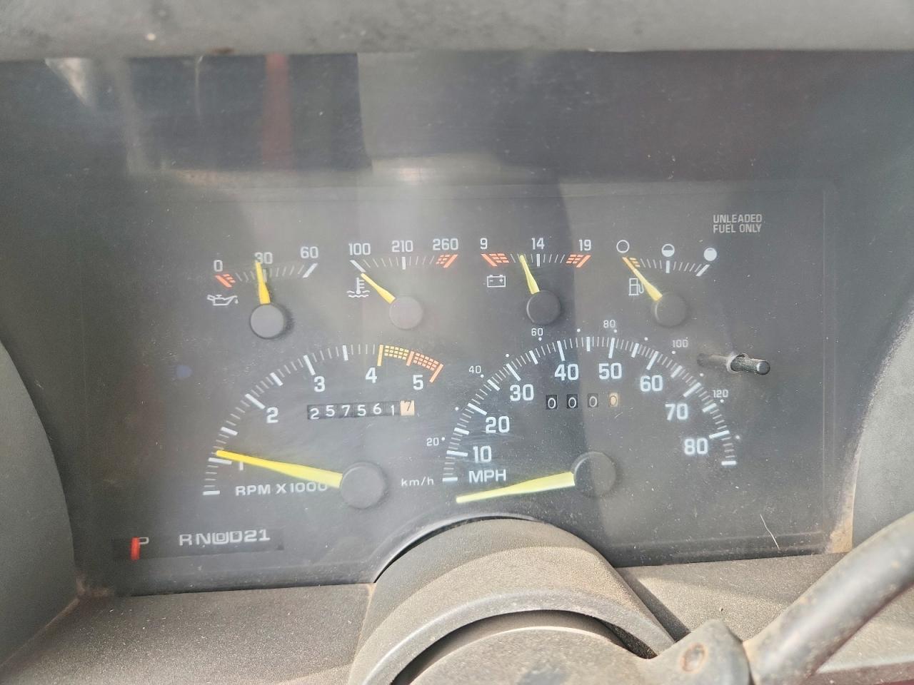 1992 Gmc Sierra K2500 Темно-бордовый vin: 2GTGK29KXN1505435